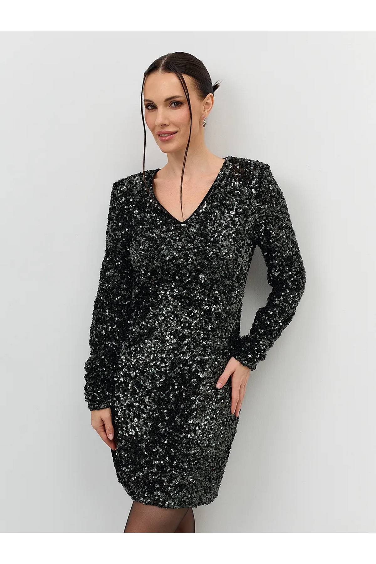 Лимитированная серия платье мини вечернее нарядное и ремень, 48