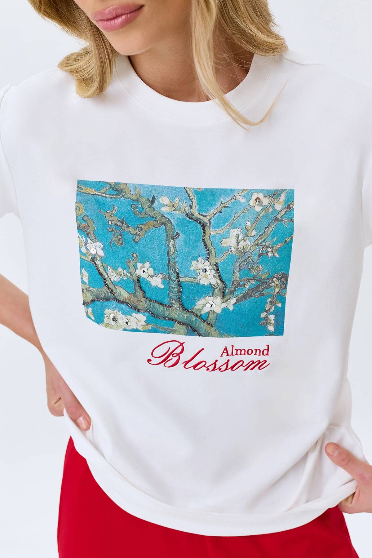 Oversize футболка с вышивкой и принтом, 52