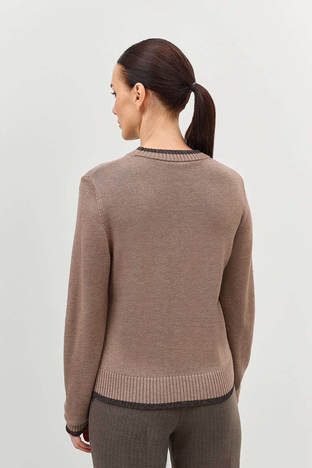 Вязаный джемпер с контрастным кантом, 44