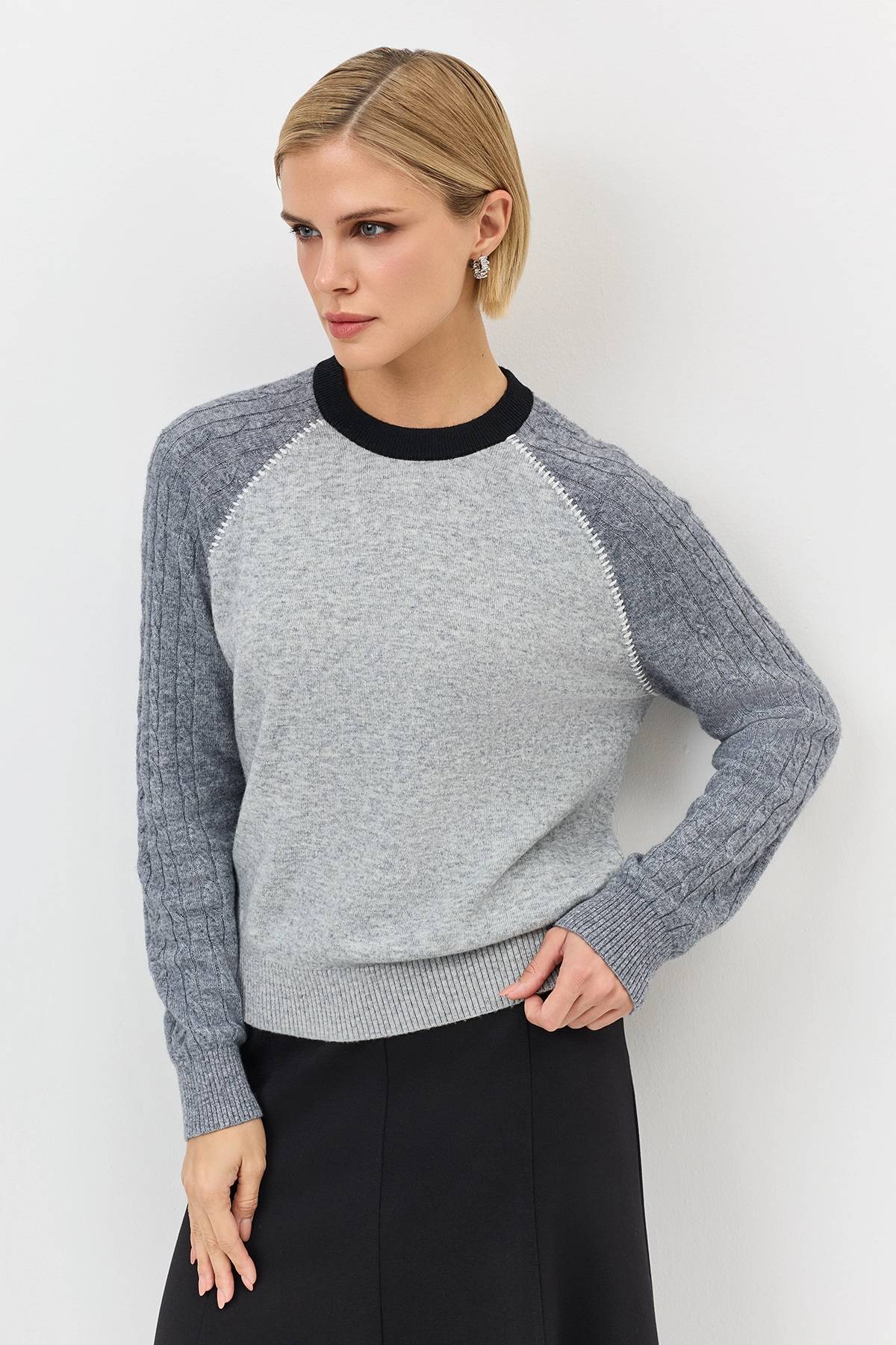 Лимитированная серия джемпер в стиле color block с шерстью и ремень, 34