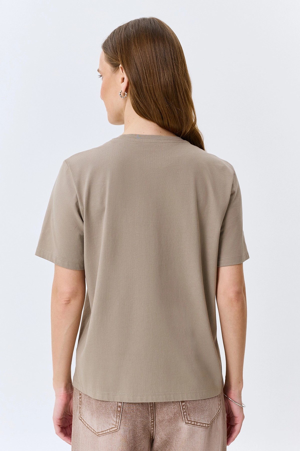 Футболка из 100% хлопка с искрящимися стразами, 46