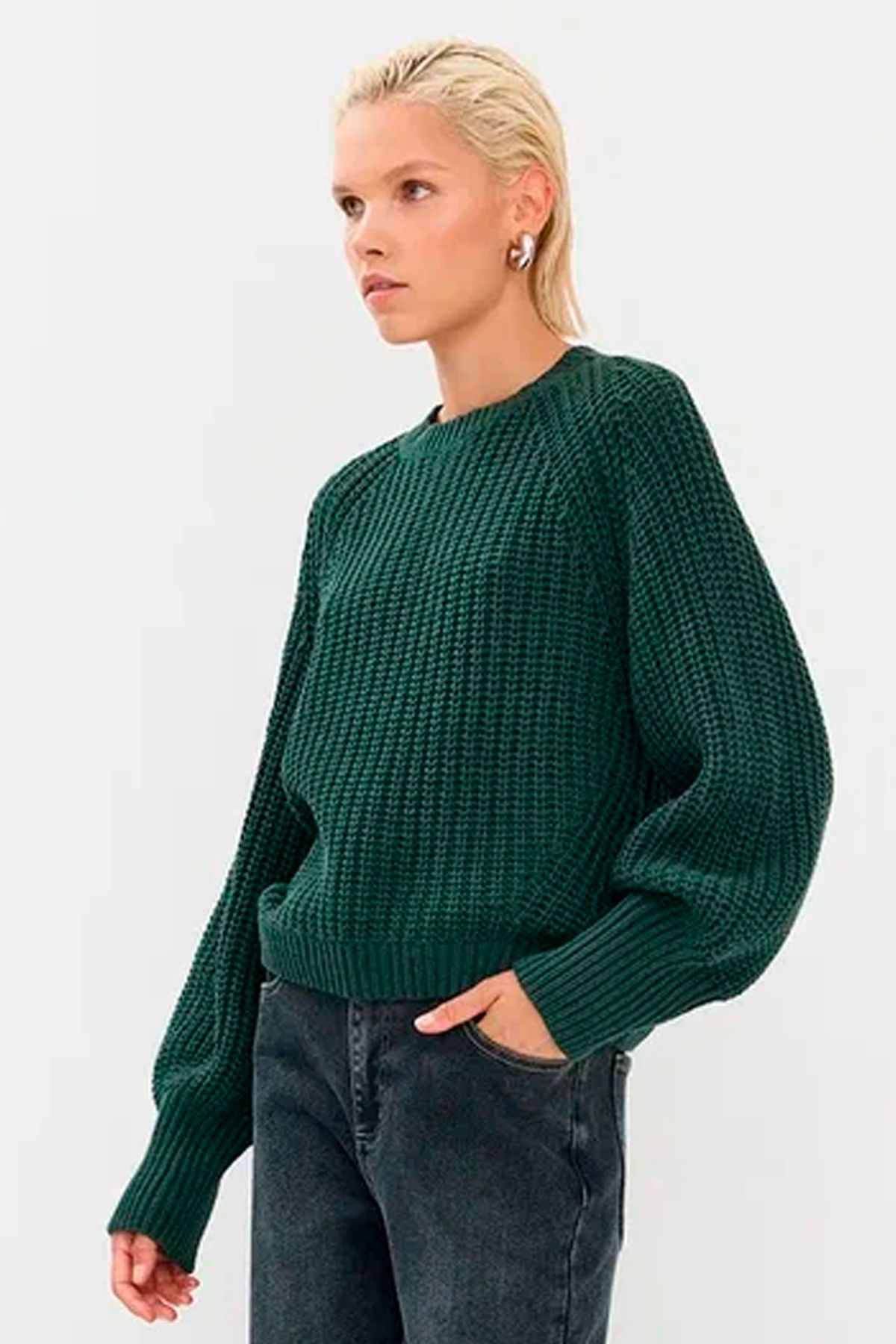 Объемный укороченный свитер крупной вязки, 48р