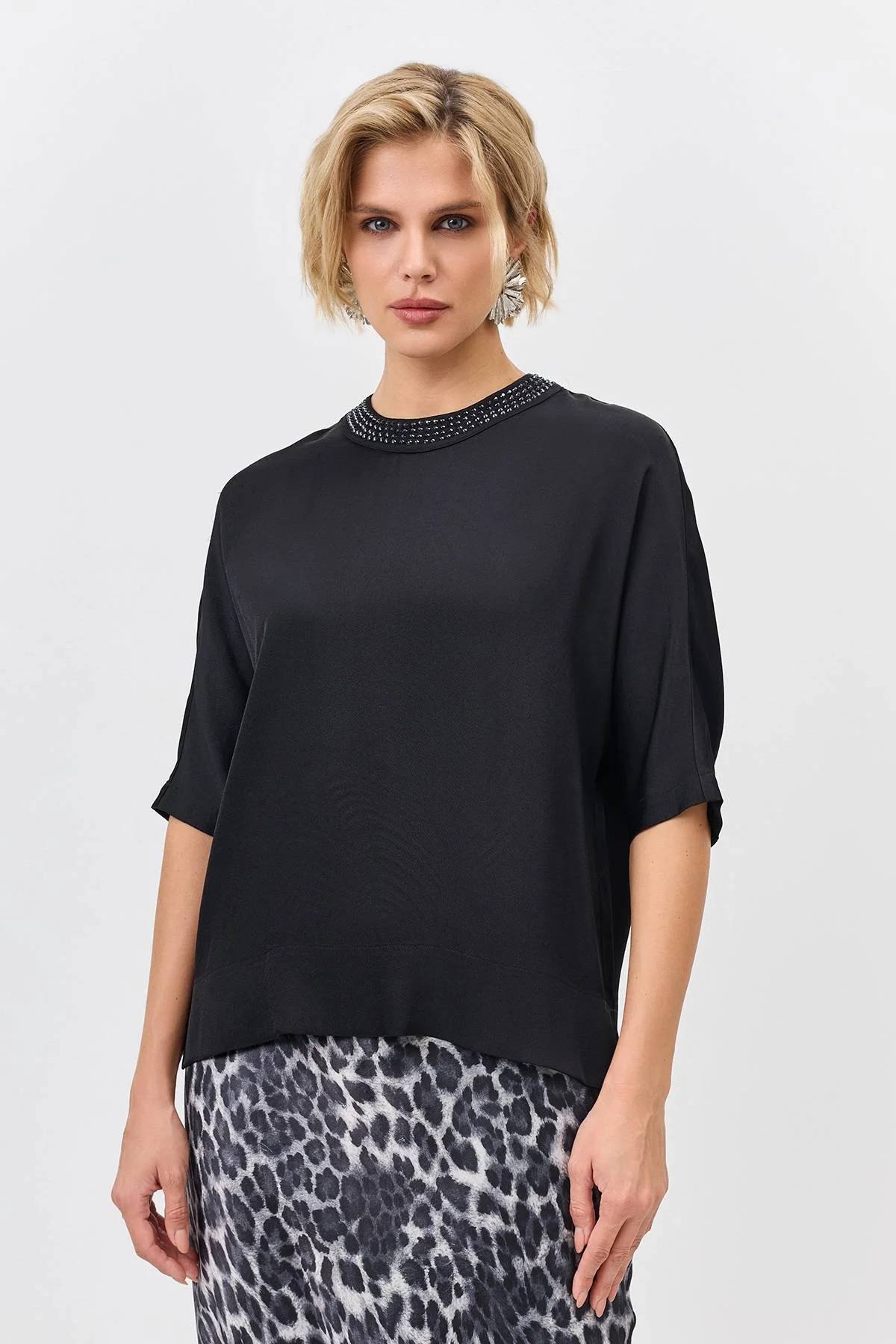 Блузка с декором из страз, 42