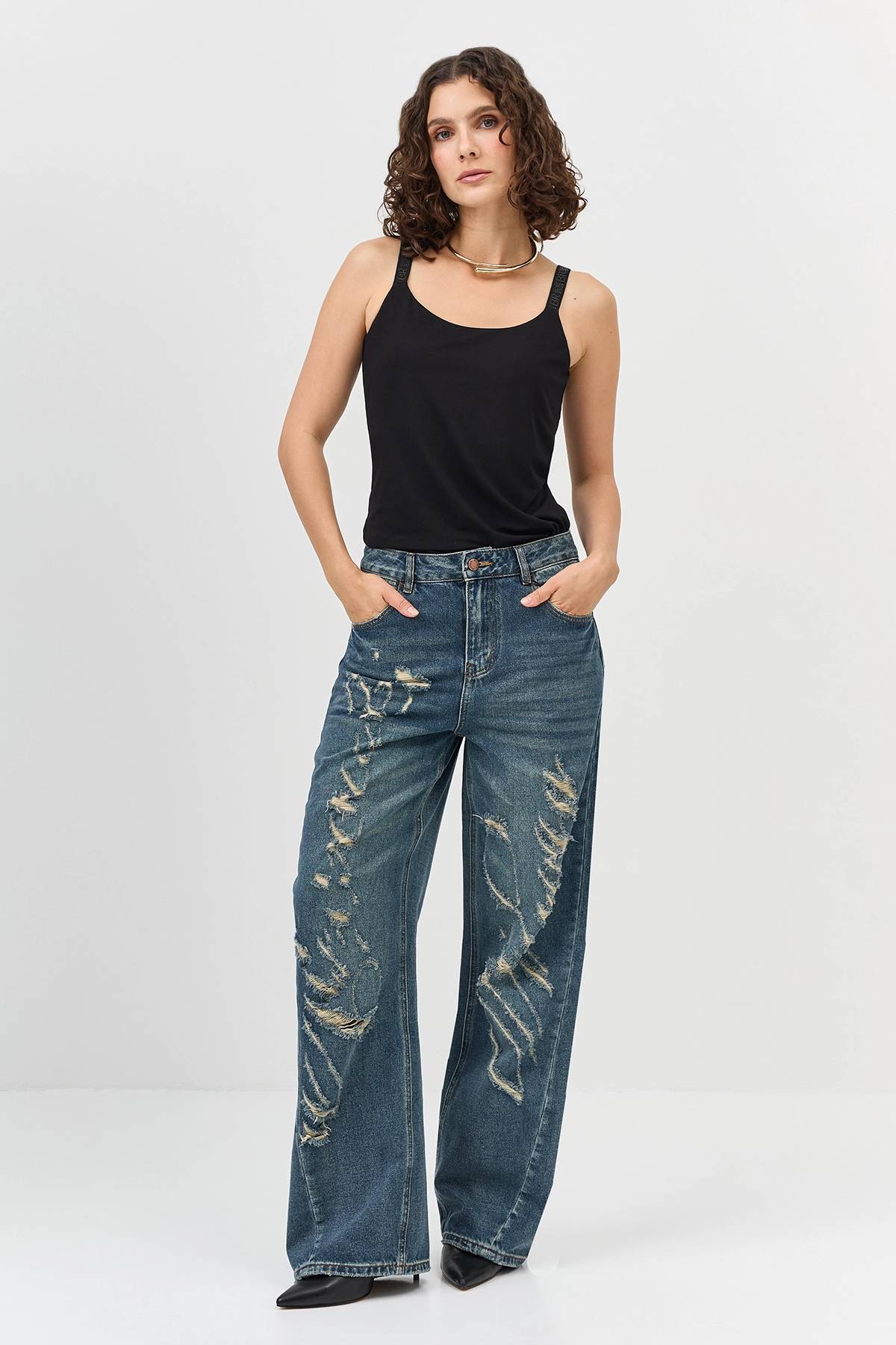 Топ с брендированными бретелями, 34