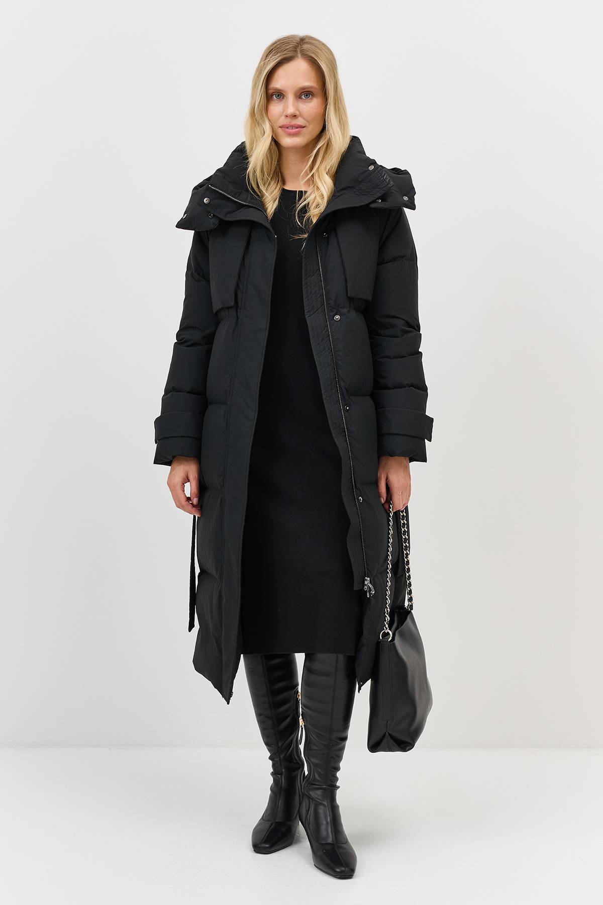 Лимитированная серия приталенный пуховик со съемным капюшоном с палантином, 44