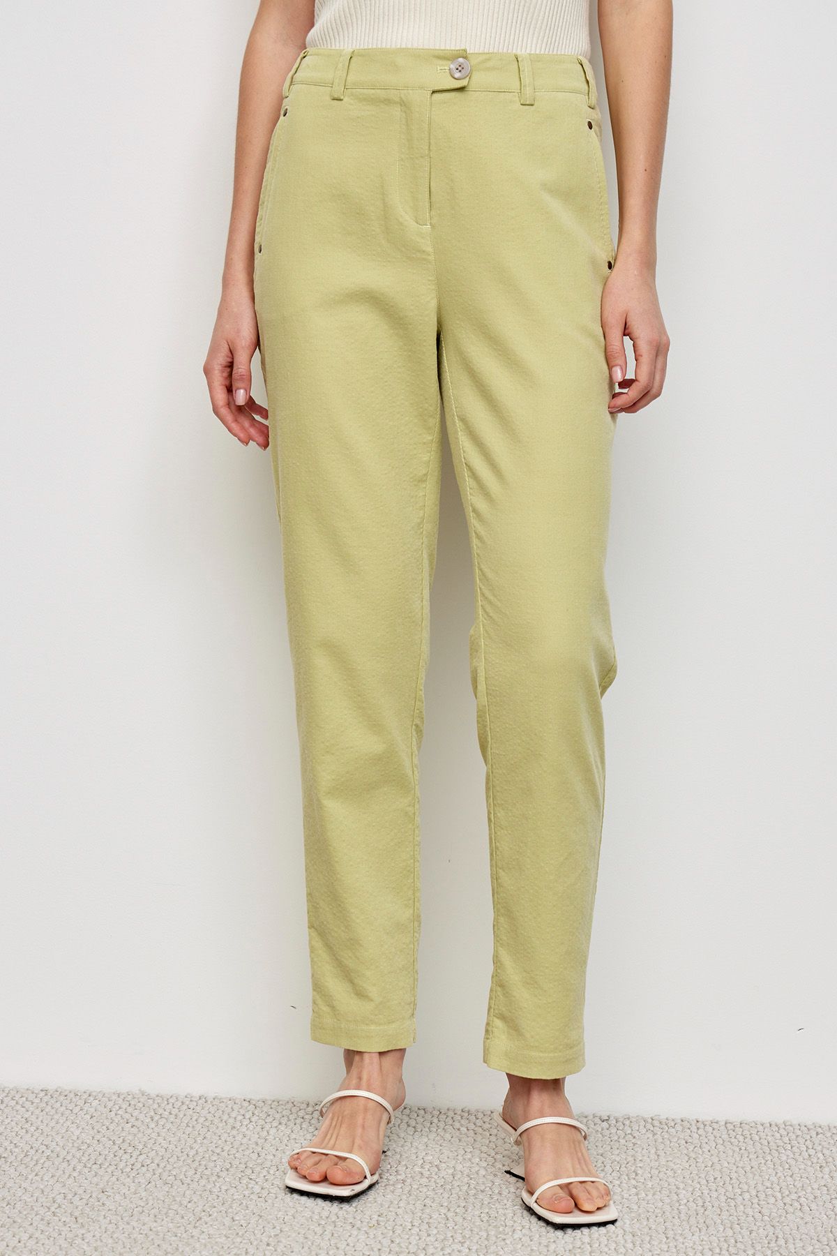 Брюки в цвете лайм со шлёвками, 48р