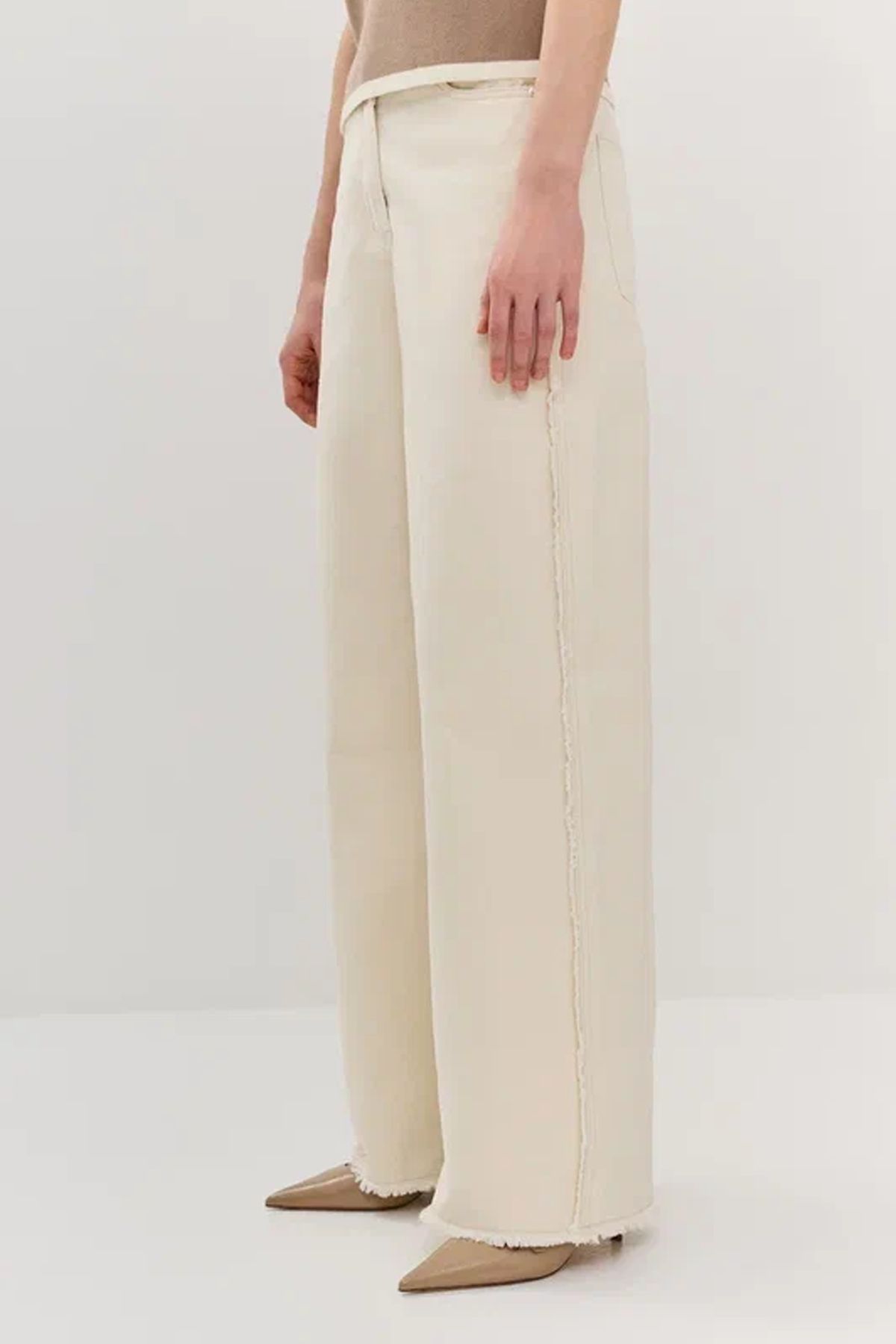 Стильные джинсы с бахромой, 48р