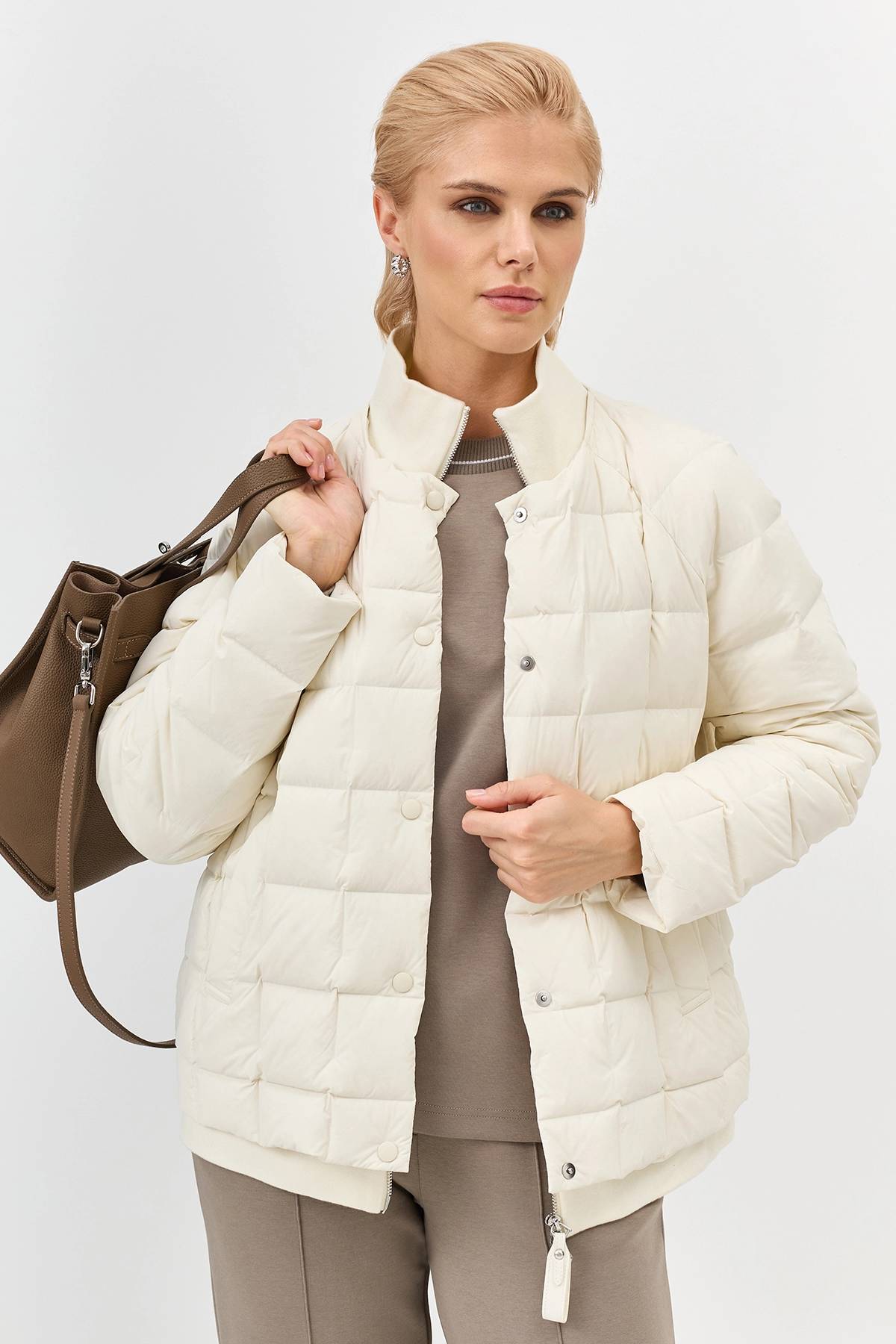 Лимитированная серия Oversize куртка в молочном цвете с  палантином, 34