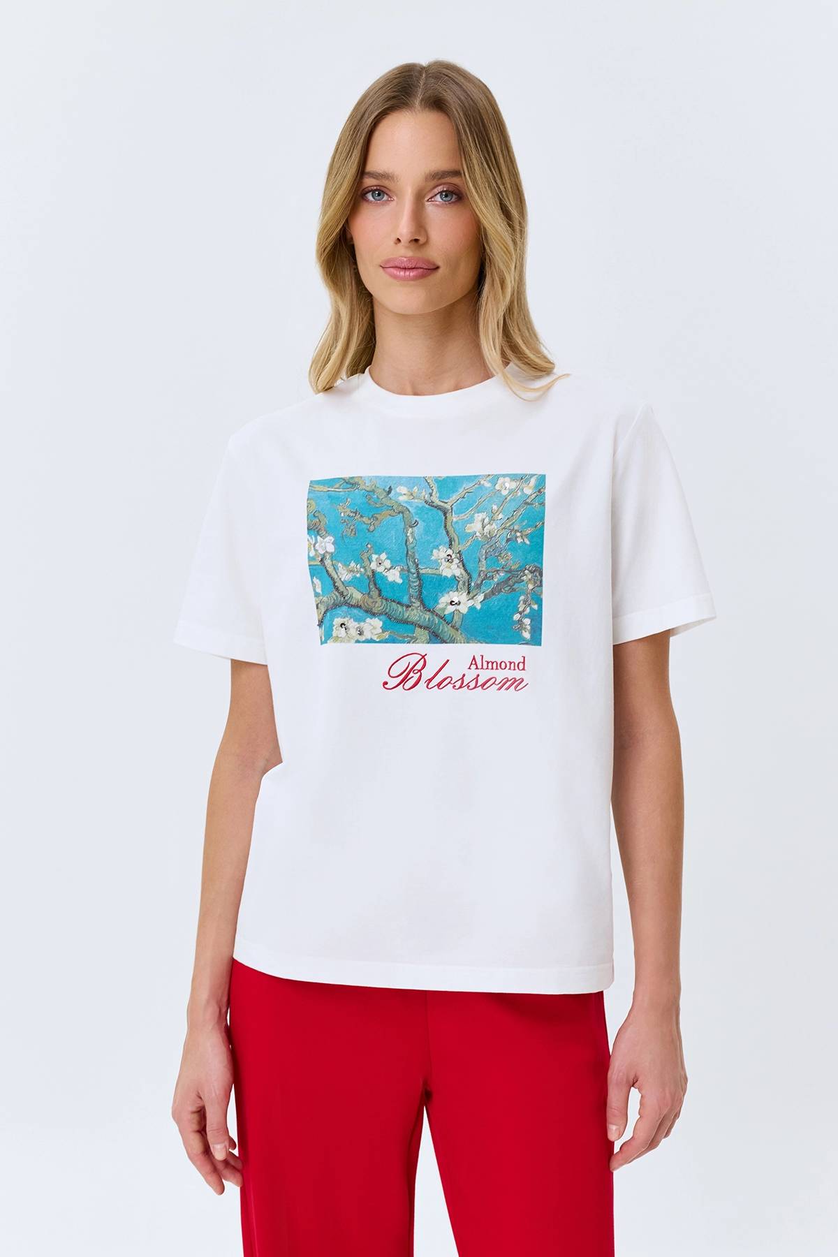 Oversize футболка с вышивкой и принтом, 52