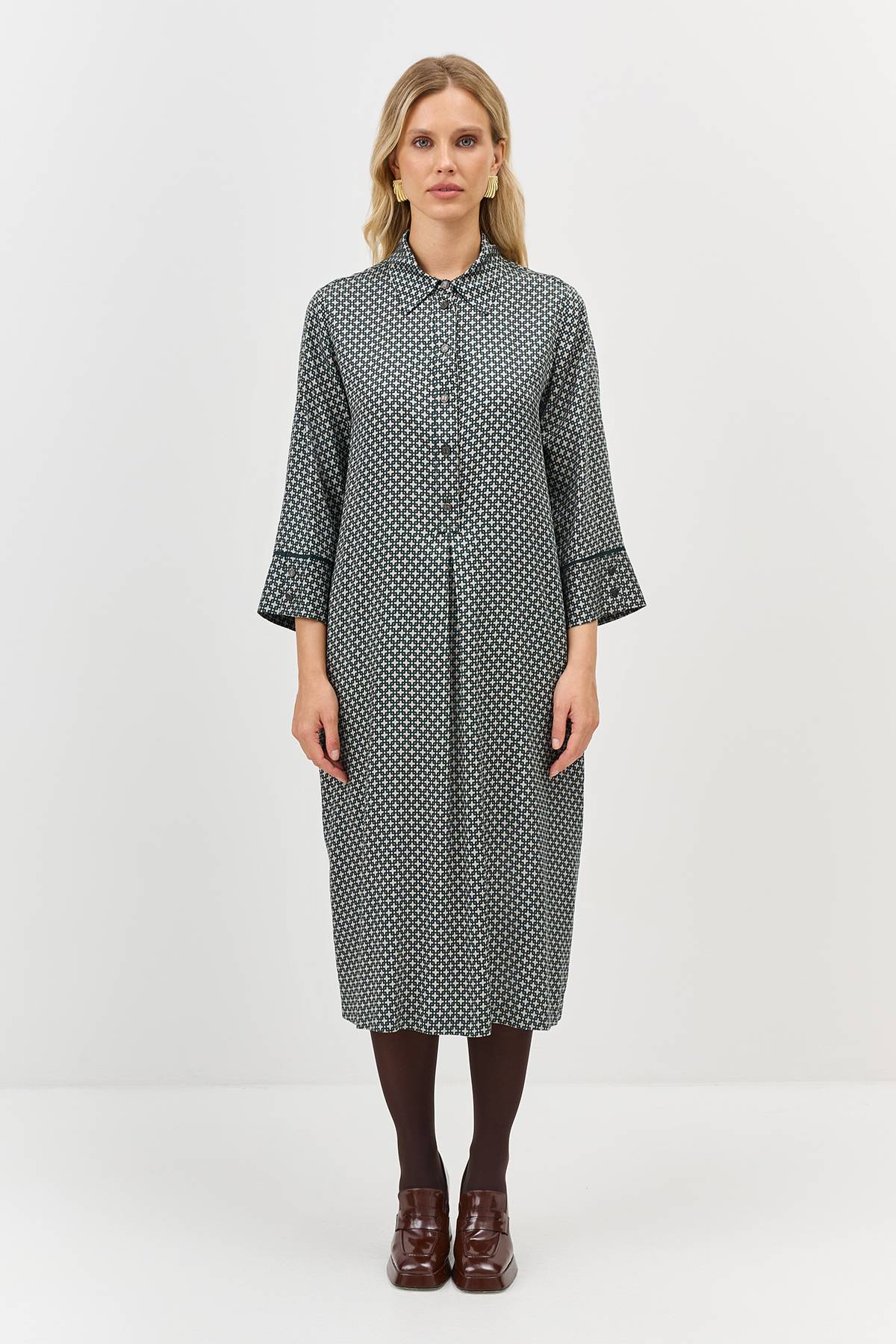 Лимитированная серия платье-рубашка с геометрическим принтом и палантином, 40