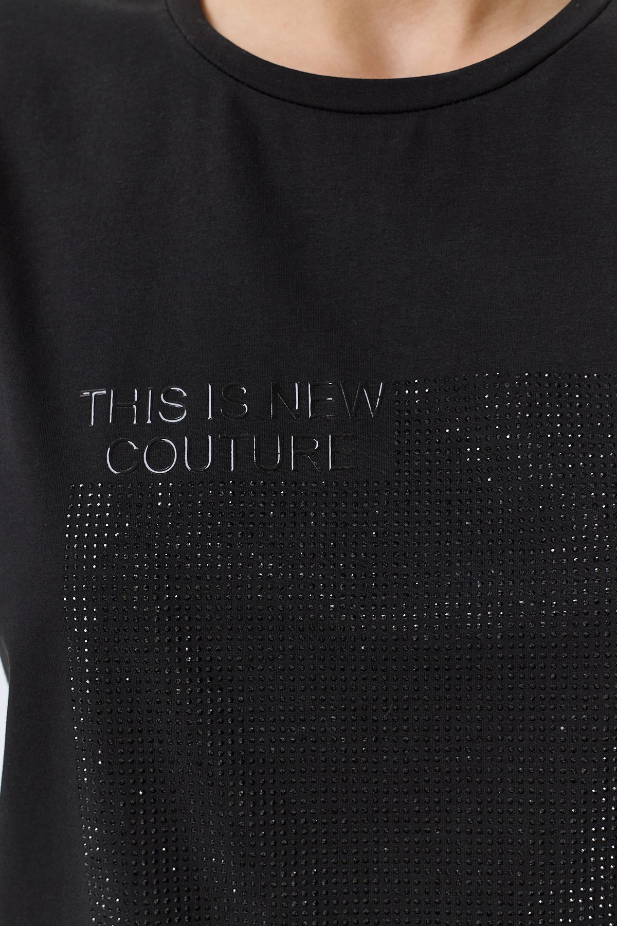 Футболка с искрящимися стразами, 52