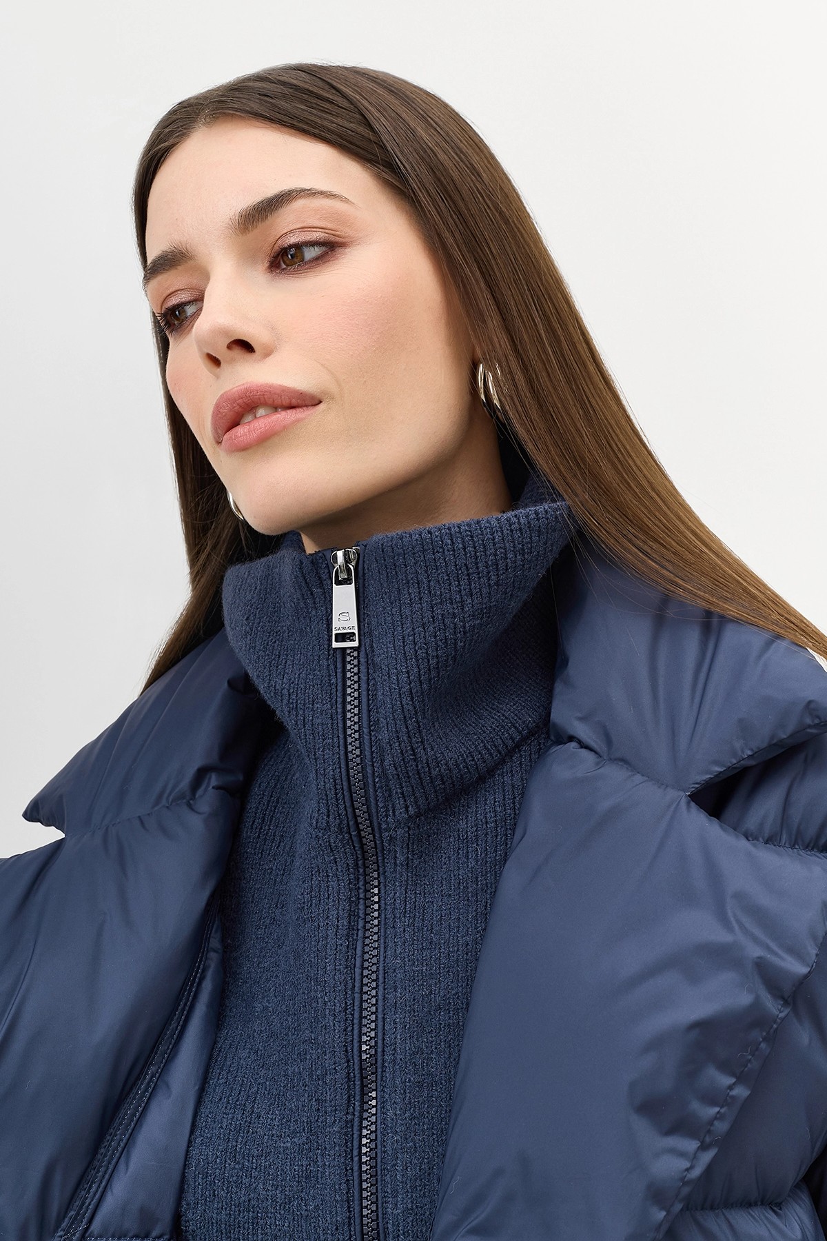 Пуховик на запах с трикотажной манишкой, 44