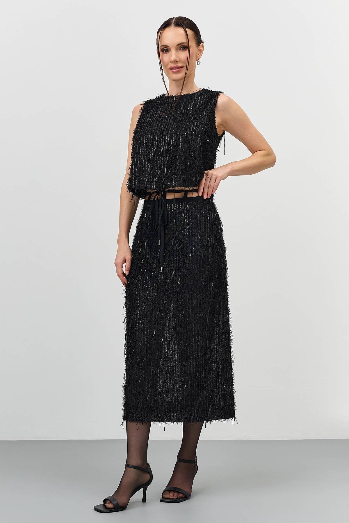 Топ с пайетками и бахромой, 40