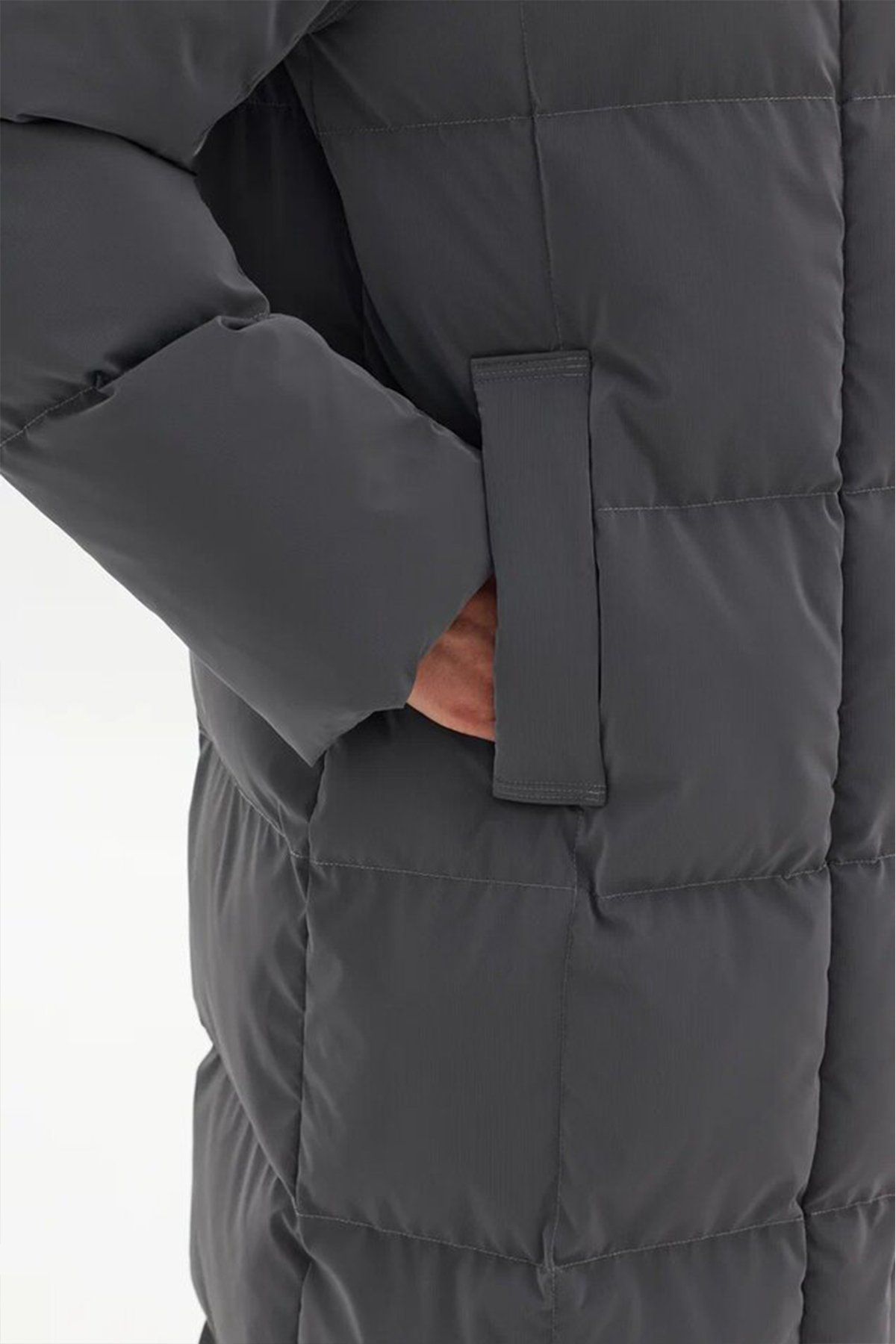 Удлиненное пальто из прочной прорезиненной ткани, 42р