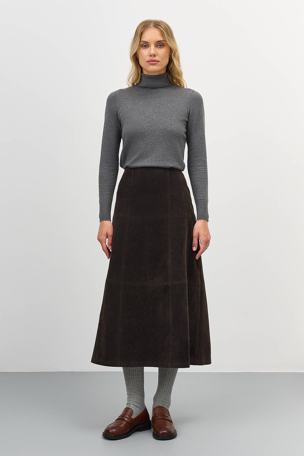 Лимитированная серия юбка А-силуэта из искуственной замши и ремень, 46