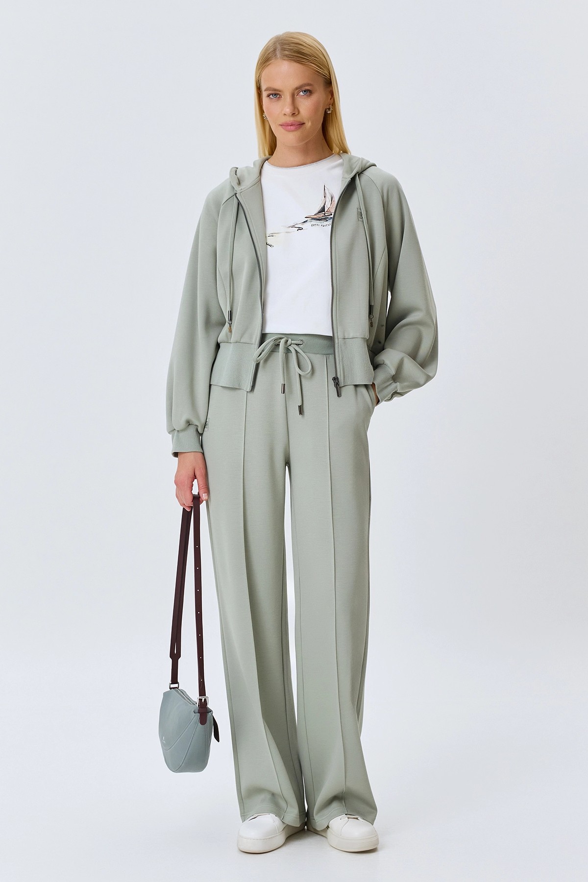 Прямые брюки с застроченными стрелками, 44