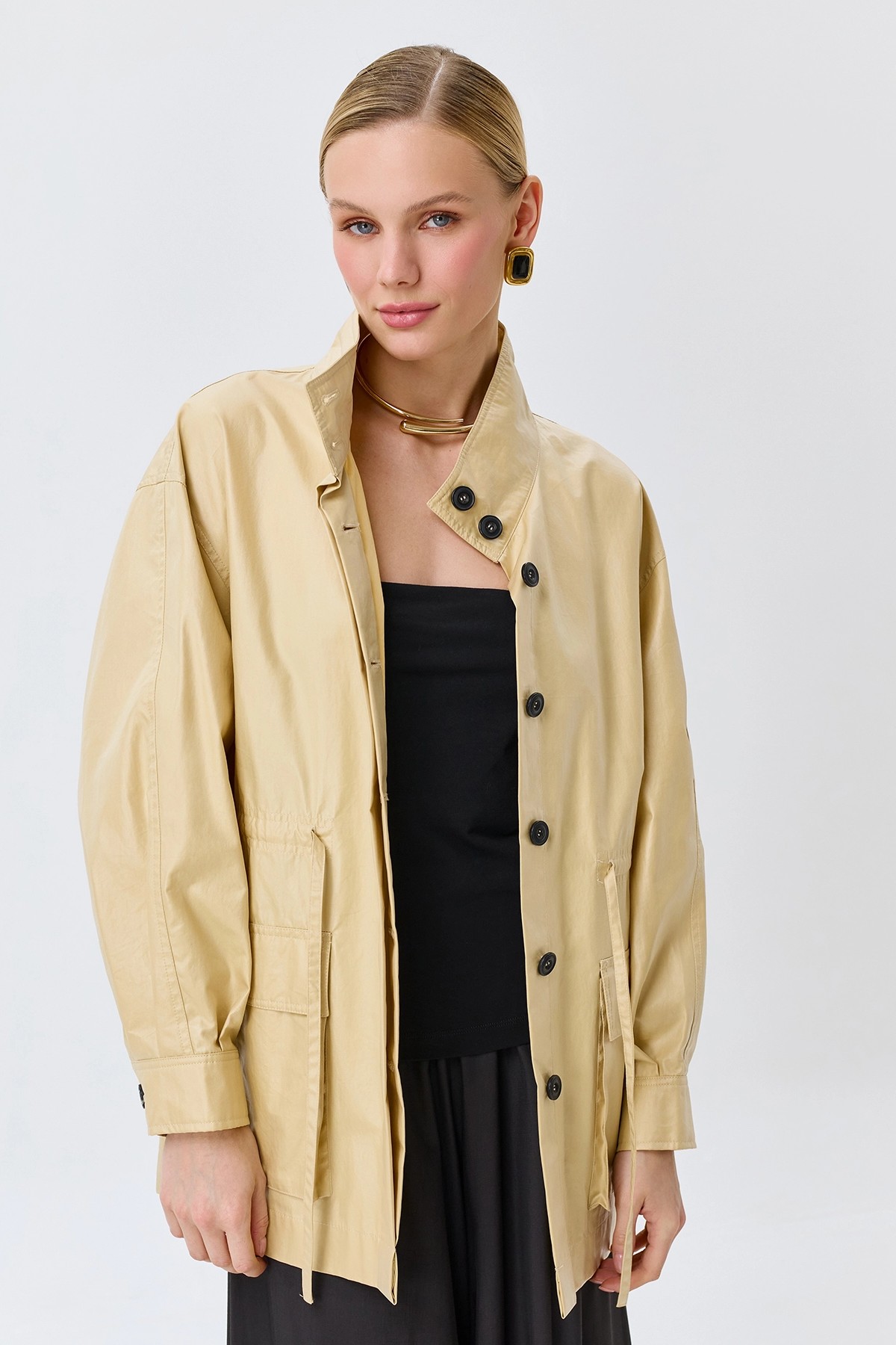 Яркая ветровка из нейлона и хлопка, 48