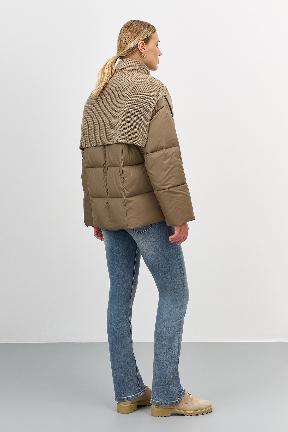 Куртка с трикотажной манишкой, 48