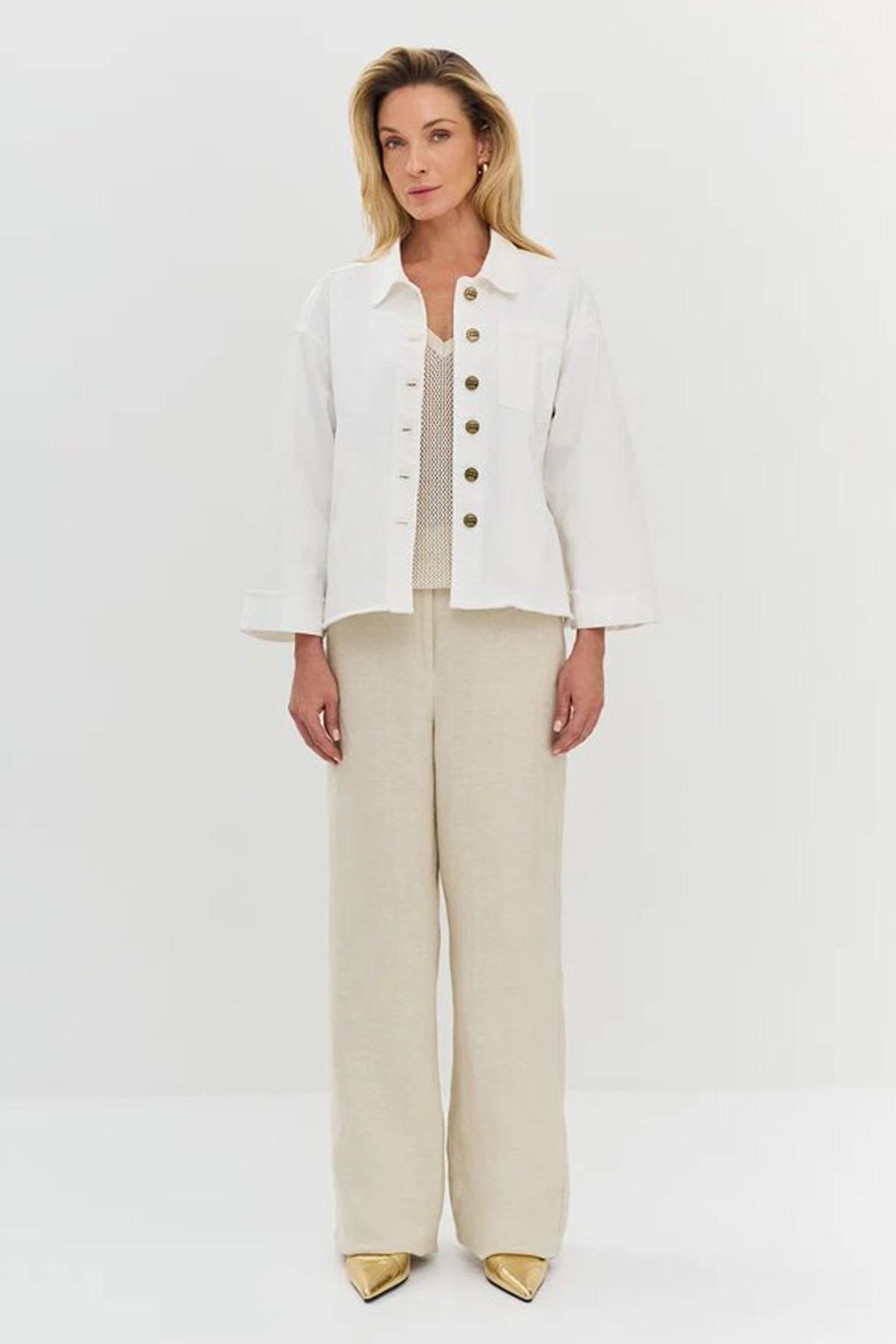 Классический жакет с контрастными пуговицами, 42р