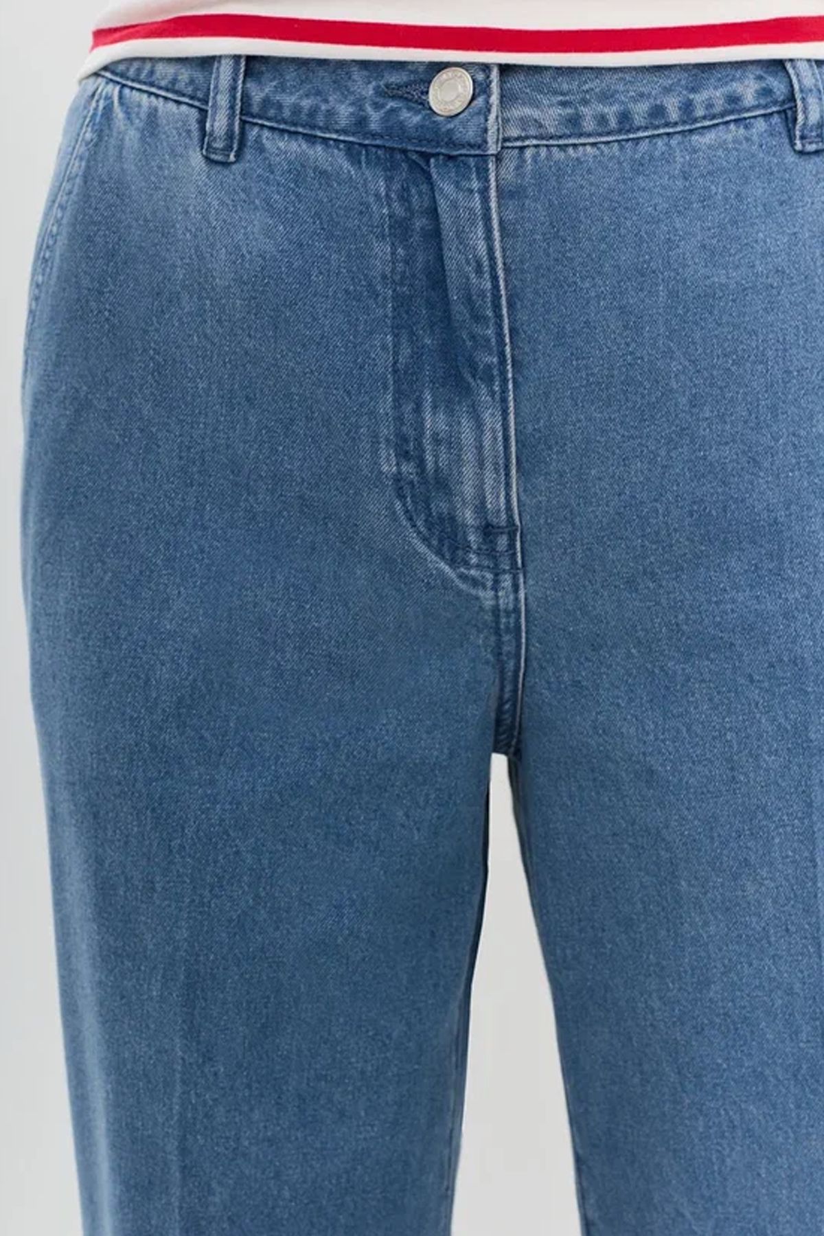 Джинсы прямого кроя, 48р