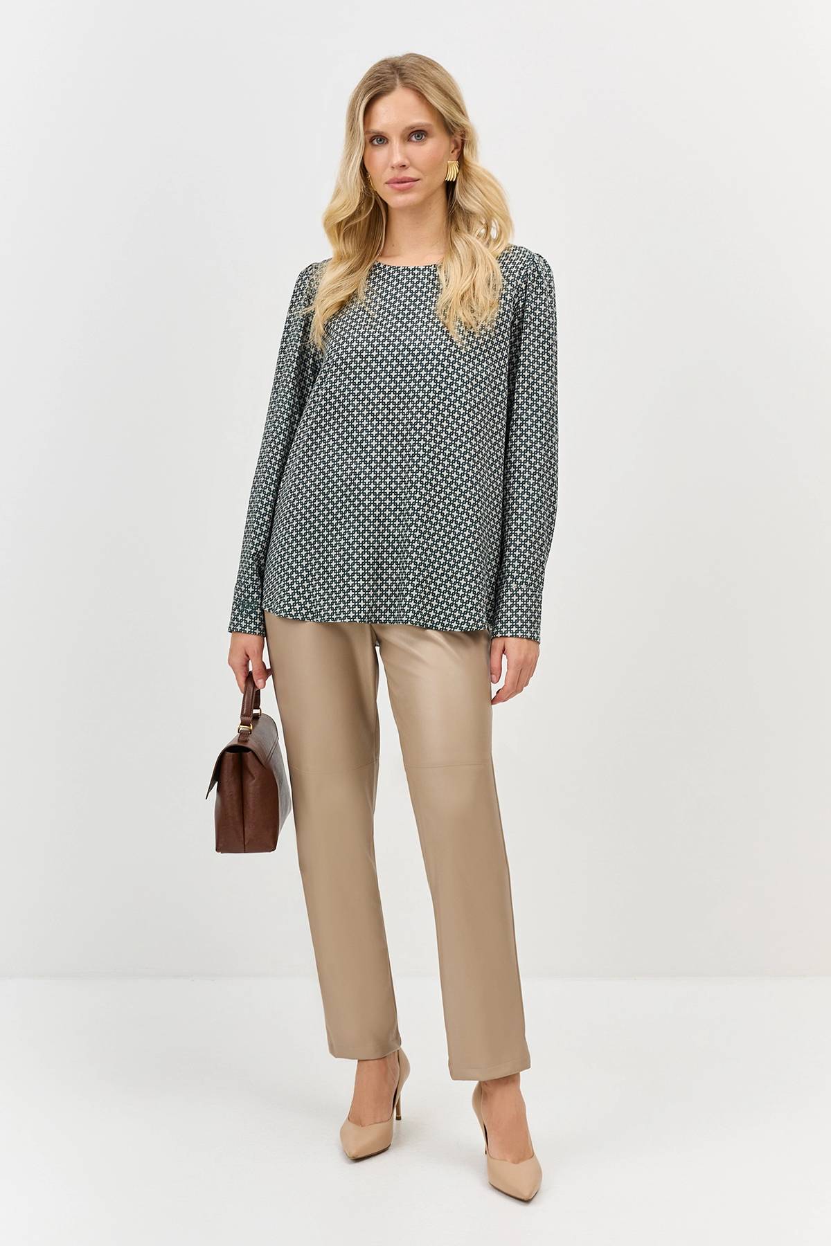 Романтичная блузка с геометрическим принтом, 40