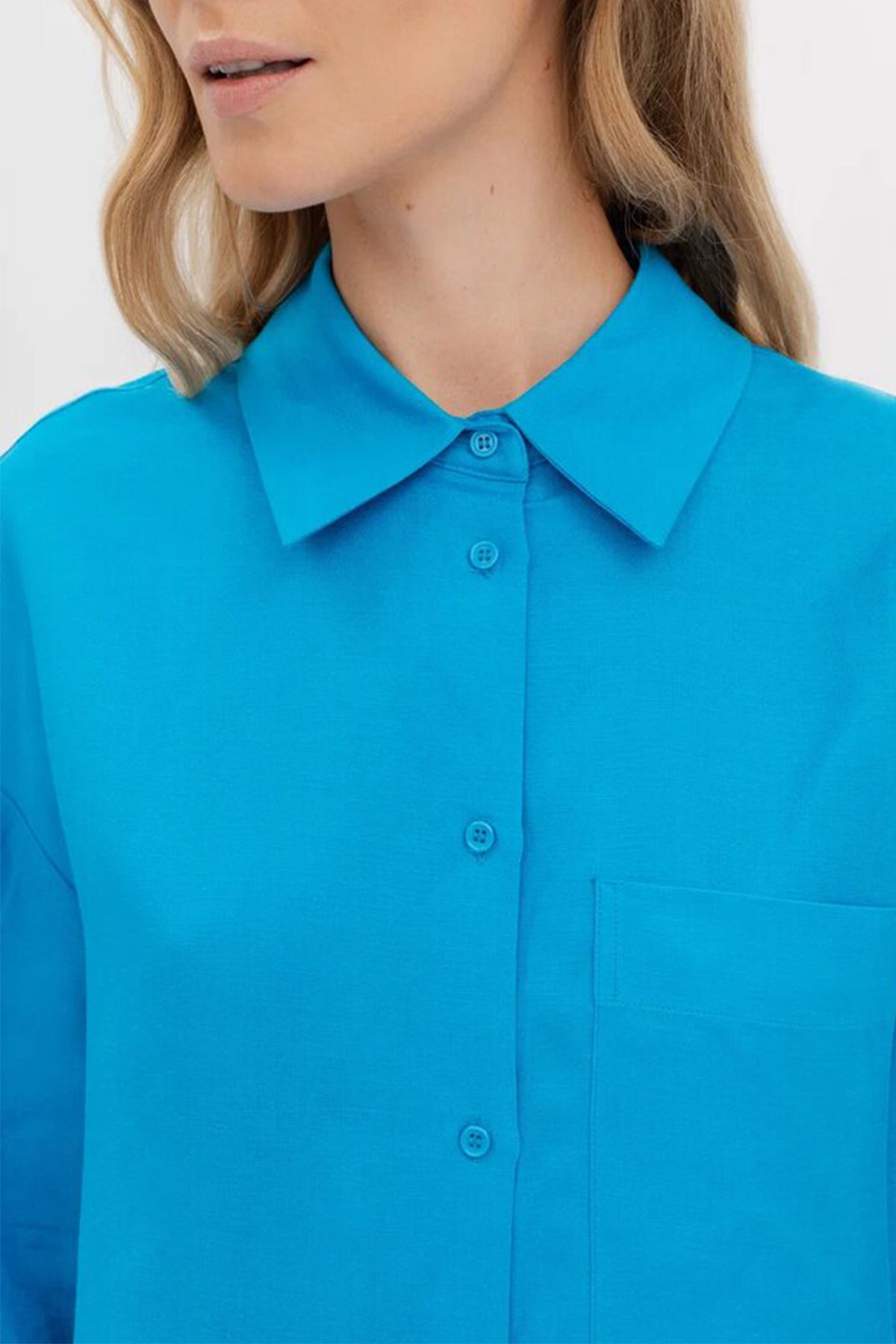 Блузка в цвете аква свободного силуэта, 42р