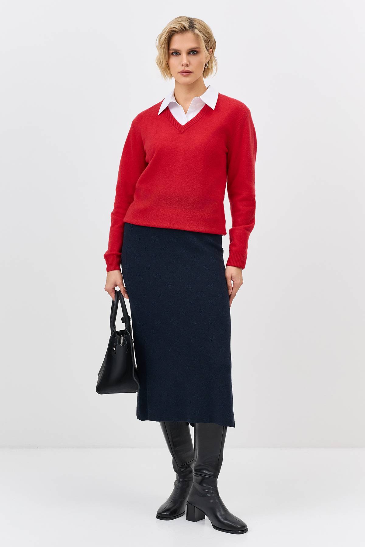 Лимитированная серия красный джемпер с V-образным вырезом из 100% кашемира и ремень, 36