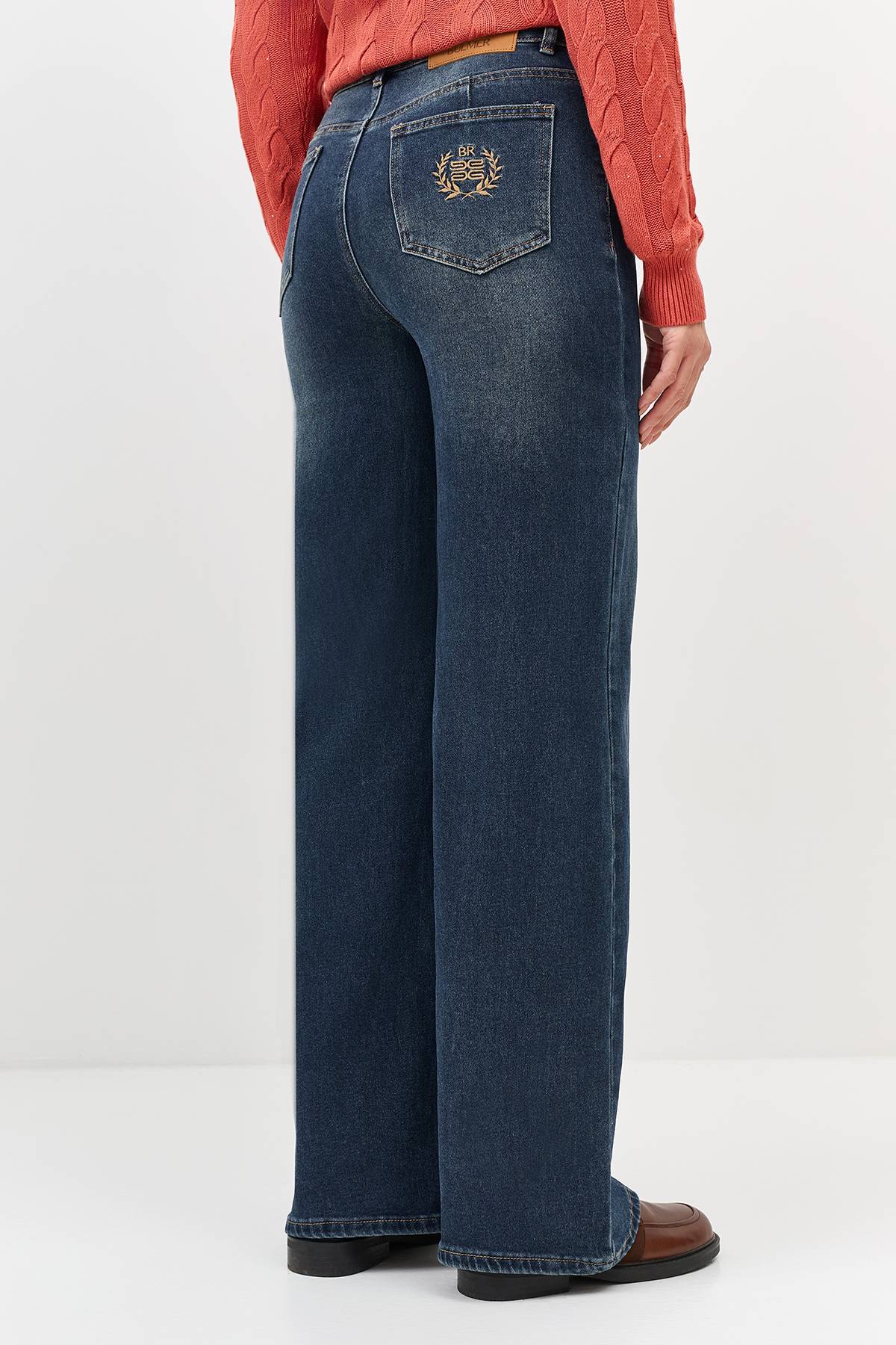 Широкие джинсы с деликатной варкой, 42