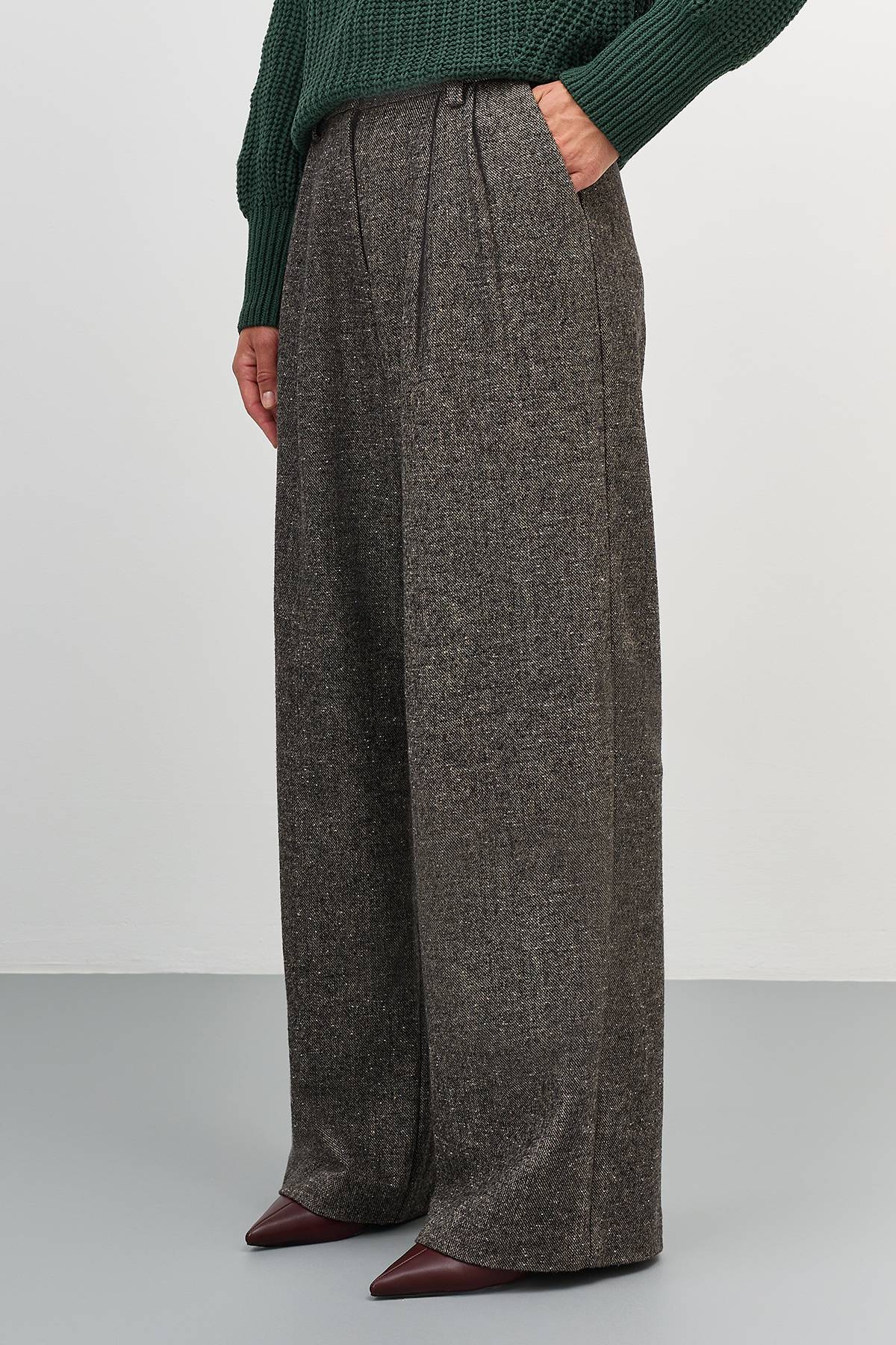 Лимитированная серия брюки палаццо из букле и ремень, 42