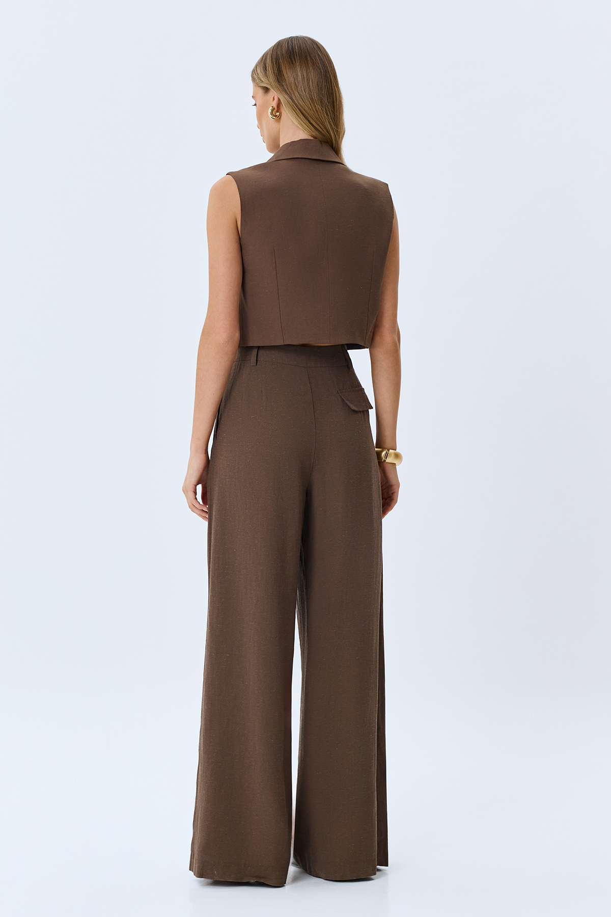 Широкие брюки с акцентными складками, 48