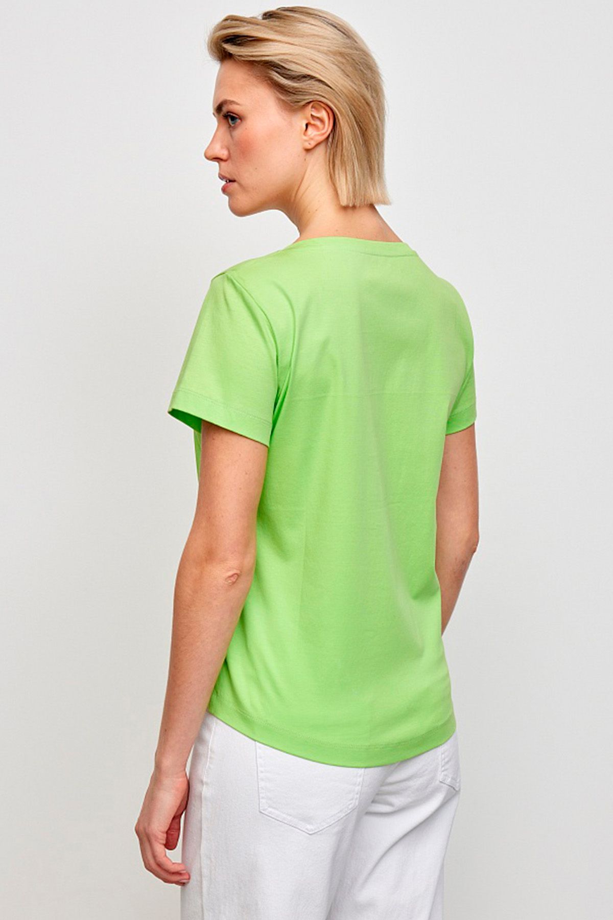 Футболка с лаконичным принтом, 46р