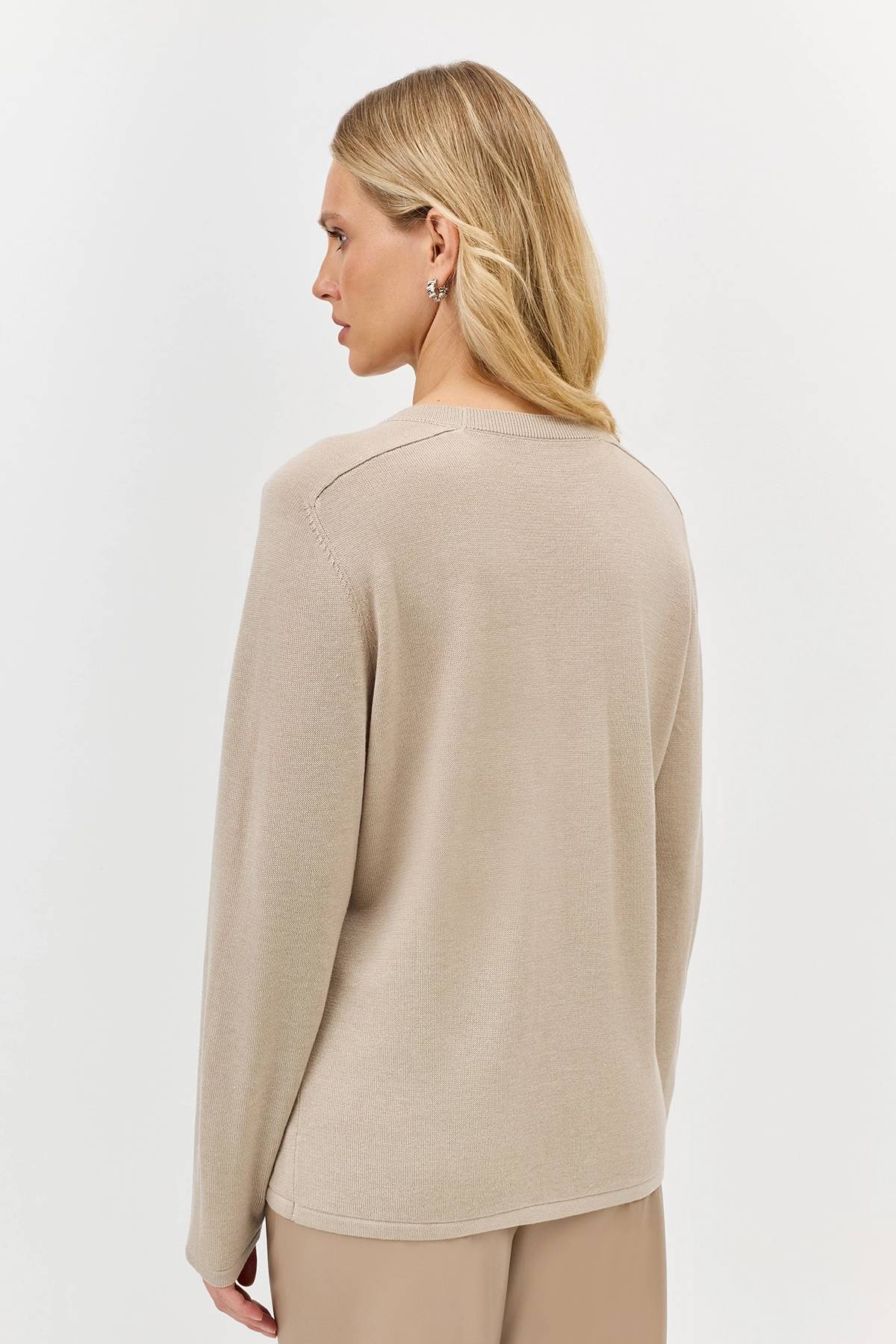 Лимитрированная серия джемпер с объёмной вышивкой и ремень, 44